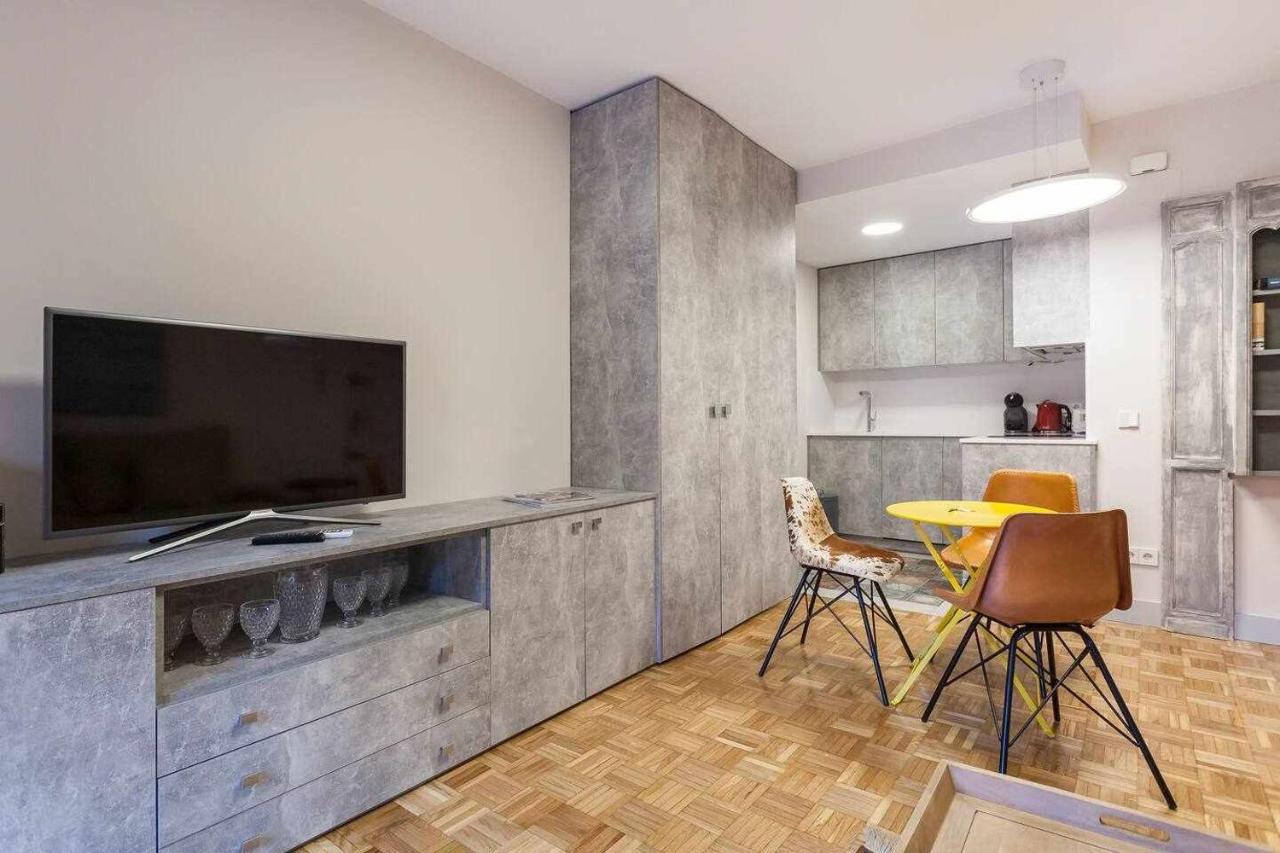 Апартаменты Apartamento Lujo Castellana Chamartin Мадрид Экстерьер фото