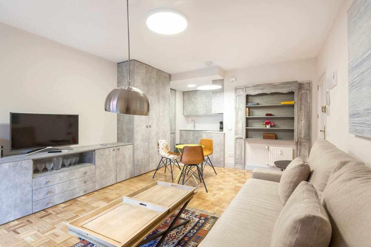 Апартаменты Apartamento Lujo Castellana Chamartin Мадрид Экстерьер фото