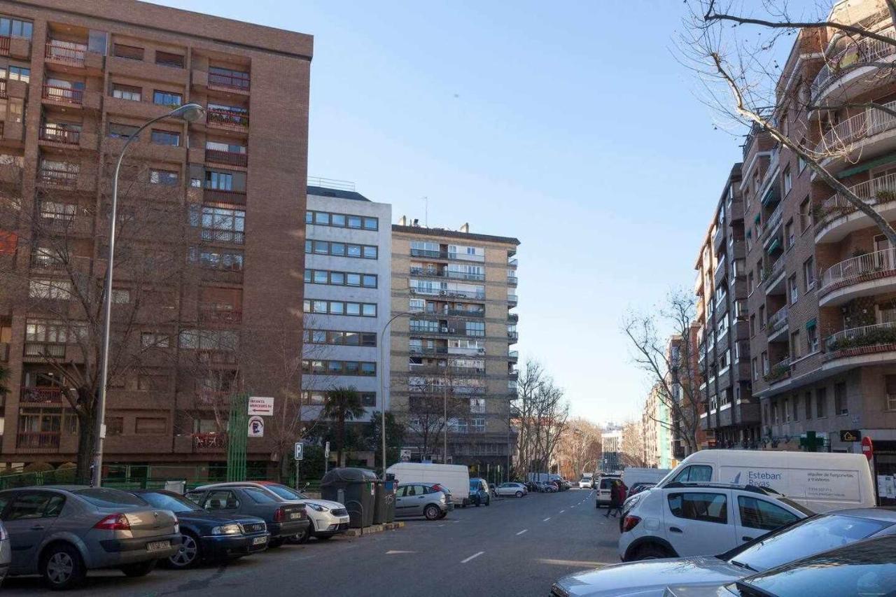 Апартаменты Apartamento Lujo Castellana Chamartin Мадрид Экстерьер фото