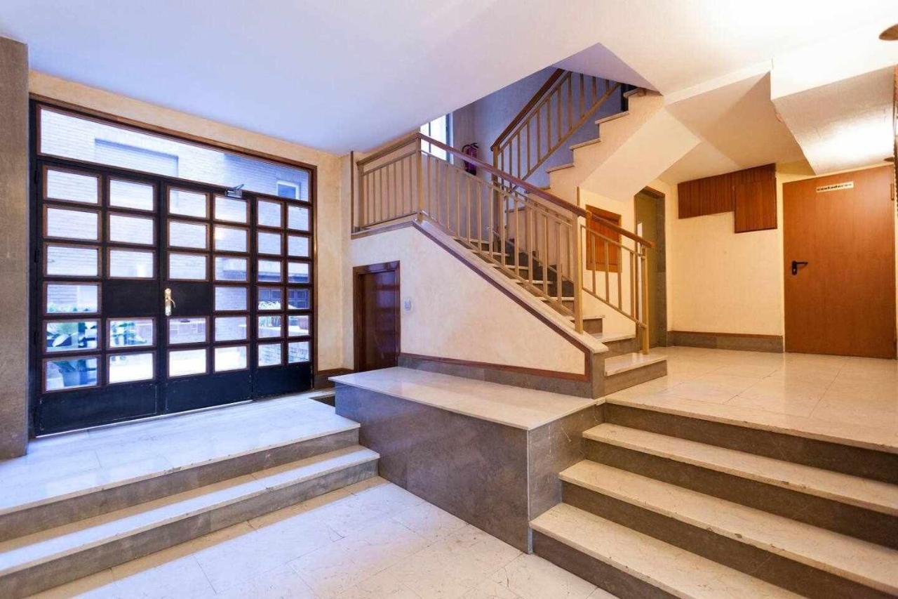 Апартаменты Apartamento Lujo Castellana Chamartin Мадрид Экстерьер фото