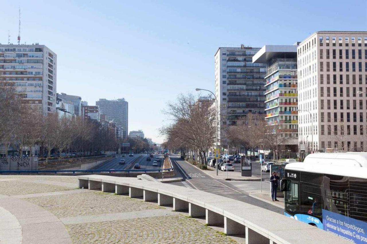 Апартаменты Apartamento Lujo Castellana Chamartin Мадрид Экстерьер фото